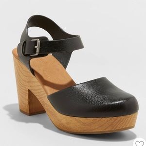 Universal Thread Marcia Heeled Clog Heels, Size 10